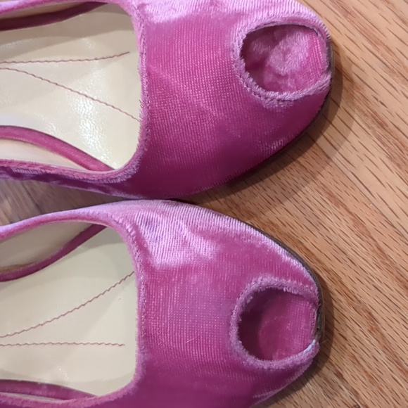 Kate Spade Grammy fuchsia crushed velvet peep toe slingback heels 10 - Picture 11 of 11
